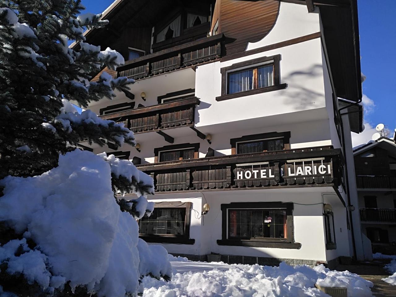 Hotel I Larici Bardonecchia Exterior photo